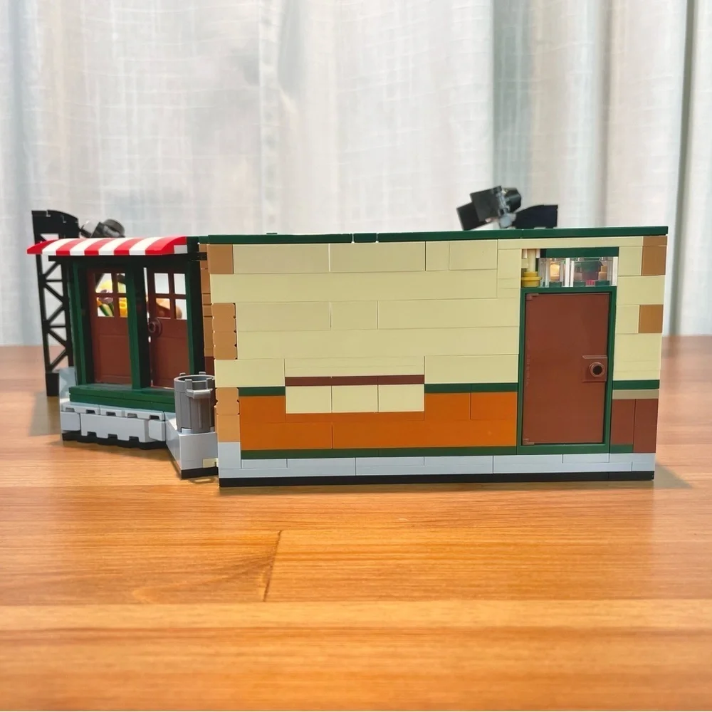 LEGO Ideas Friends Central Perk Complete Set 21319 Ross Rachel Chandler Monica